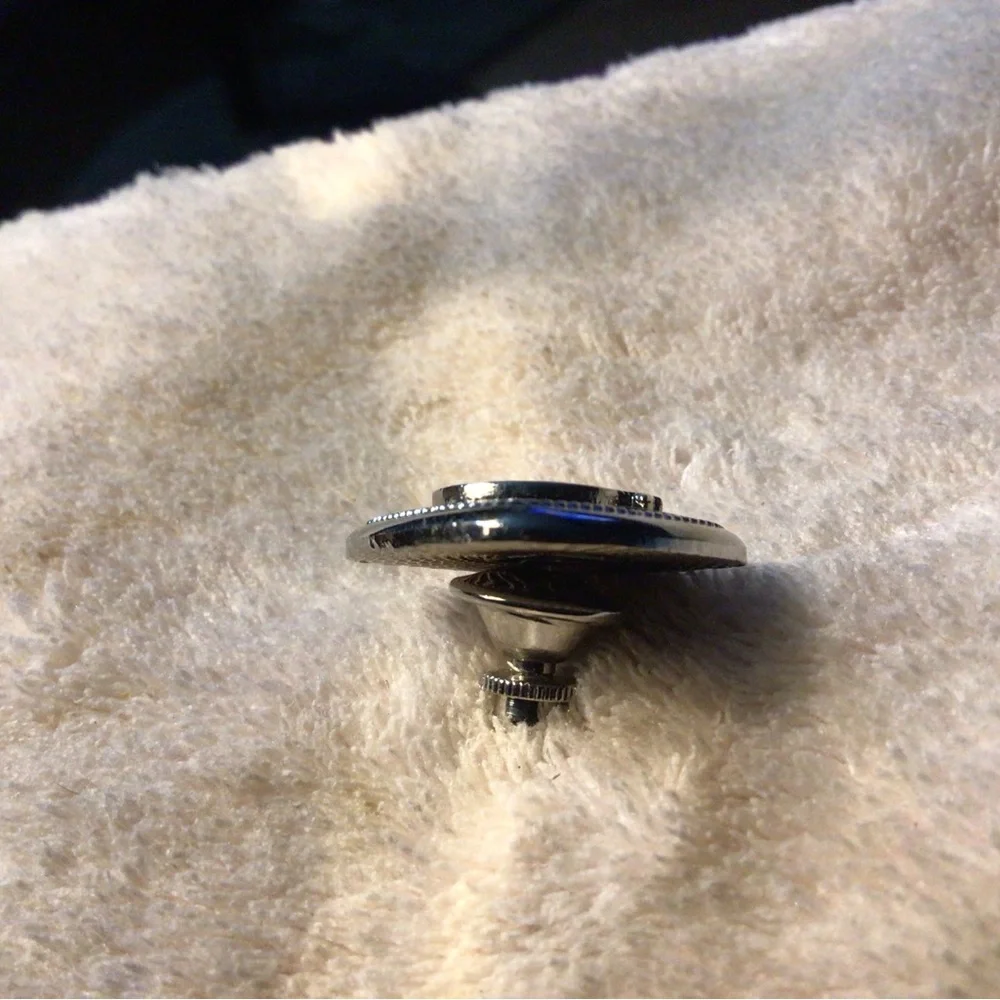 The Unbranded Brand silver tone